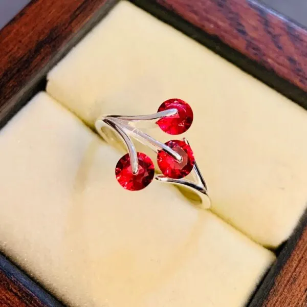 Elegant Style 925 Silver Ring for Women Ladies Chandi Rings online in Pakistan