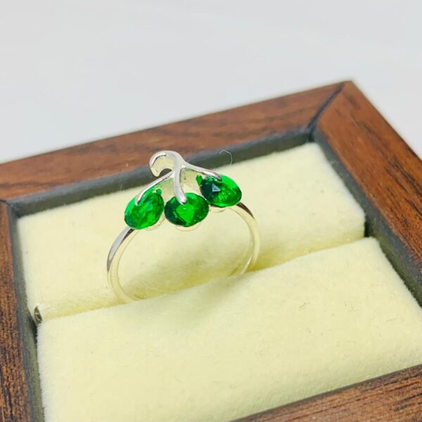 Elegant Style 925 Silver Ring for Women Ladies Chandi Rings online in Pakistan