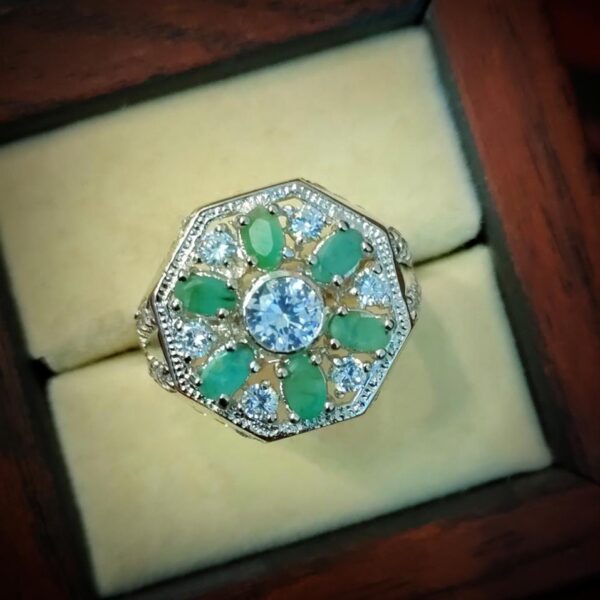 Luxury Emerald Ring + Buy Zamurd Ring Pakistan