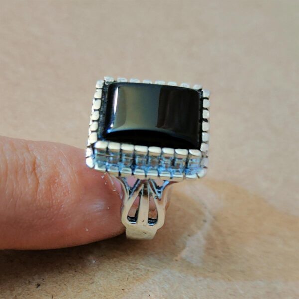 Black Aqeeq Ring