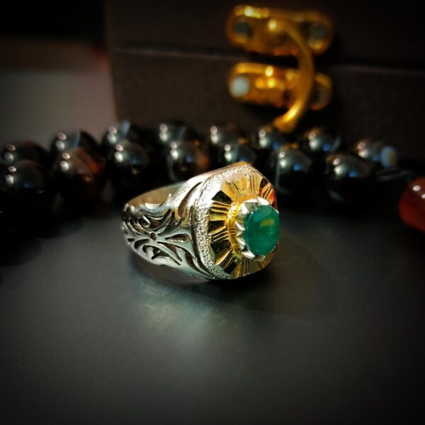 natural zambian emerald zamurd ring