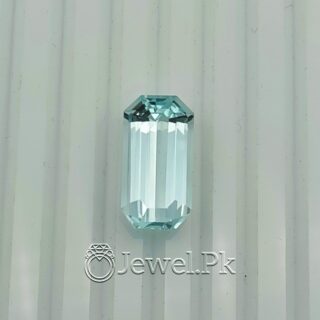 Natural Aquamarine Gemstone