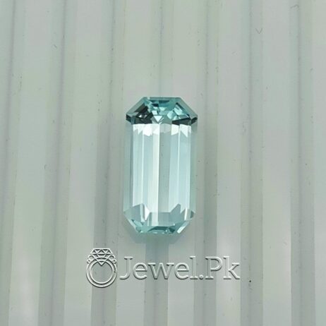 Natural Aquamarine Gemstone
