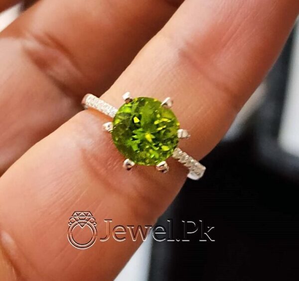 High Quality Natural Peridot Stone