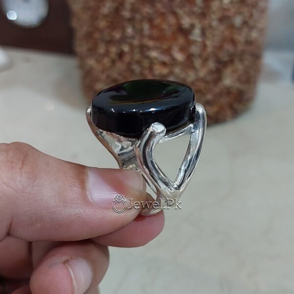 Black Aqeeq Ring with red inside 1