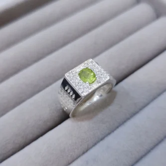 Natural Peridot Ring Pure Silver - Cubic Zircons