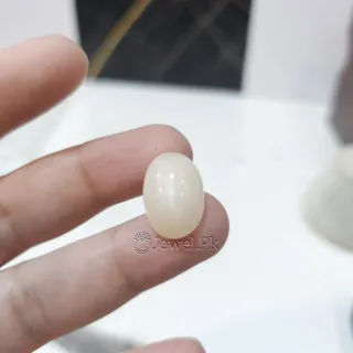 Natural Moonstone – The Gem of Intuition