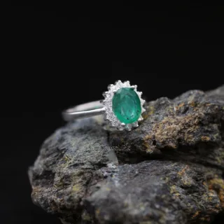 Emerald Ring ladies A+ Luxury Quality - Zamurd Ring - Lab Certified