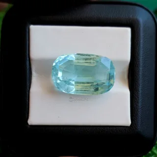 Natural Aquamarine Stone Big Size 1
